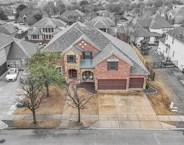 5048 Exposition Way - Photo Thumbnail 12