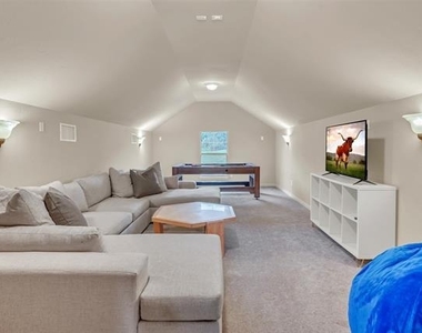 5048 Exposition Way - Photo Thumbnail 27