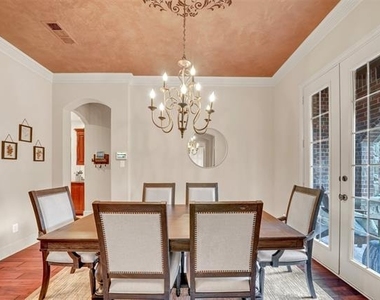 5048 Exposition Way - Photo Thumbnail 30