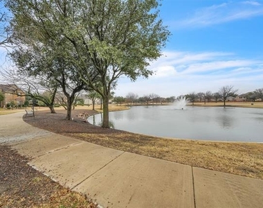 5048 Exposition Way - Photo Thumbnail 10