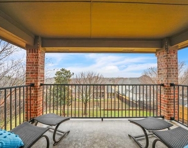 5048 Exposition Way - Photo Thumbnail 15