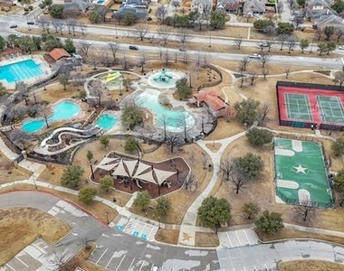 5048 Exposition Way - Photo Thumbnail 9