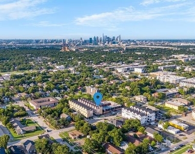 727 W 10th Street - Photo Thumbnail 34