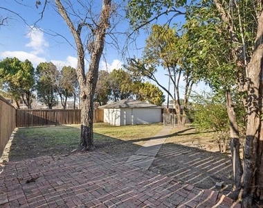 9363 Angora Street - Photo Thumbnail 7