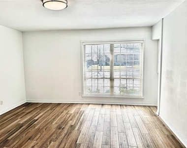 4084 Purdue Avenue - Photo Thumbnail 6
