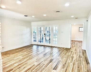 4084 Purdue Avenue - Photo Thumbnail 5