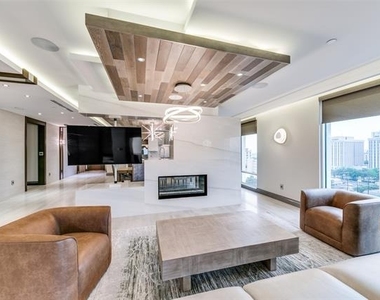 4005 Gaston Avenue - Photo Thumbnail 5