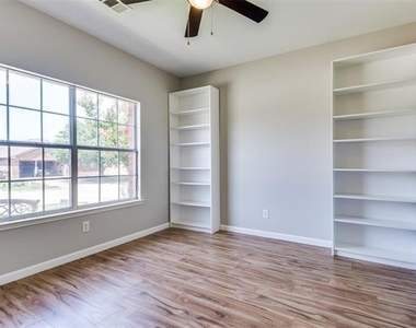 14513 Logan Springs Drive - Photo Thumbnail 2