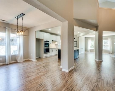 14513 Logan Springs Drive - Photo Thumbnail 4