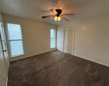 2509 Stanford Street - Photo Thumbnail 22