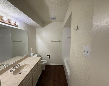 2509 Stanford Street - Photo Thumbnail 19