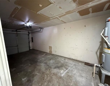2509 Stanford Street - Photo Thumbnail 31