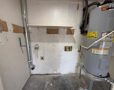 2509 Stanford Street - Photo Thumbnail 33