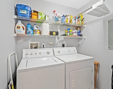 3258 Jog Park Drive - Photo Thumbnail 14