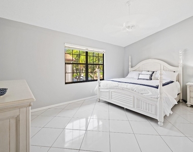 3258 Jog Park Drive - Photo Thumbnail 20