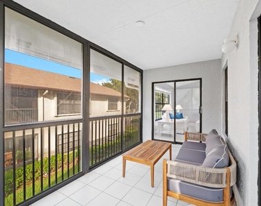 3258 Jog Park Drive - Photo Thumbnail 8