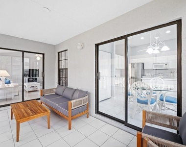 3258 Jog Park Drive - Photo Thumbnail 9