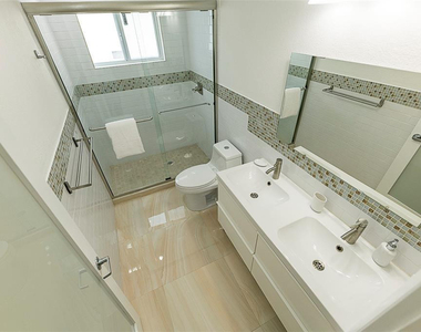 1162 Hayes Street - Photo Thumbnail 6