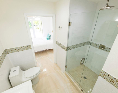 1162 Hayes Street - Photo Thumbnail 14