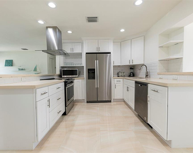 1162 Hayes Street - Photo Thumbnail 24