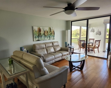 16100 Golf Club Road - Photo Thumbnail 4