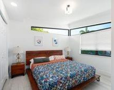 226 Corsair Avenue - Photo Thumbnail 16