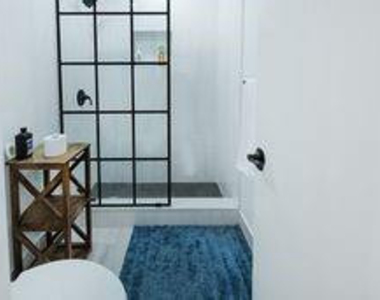226 Corsair Avenue - Photo Thumbnail 17