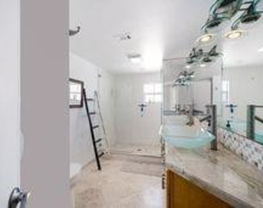 226 Corsair Avenue - Photo Thumbnail 22