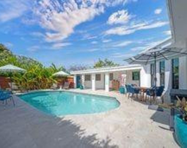 226 Corsair Avenue - Photo Thumbnail 26