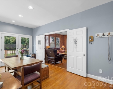 1610 Park Road - Photo Thumbnail 10