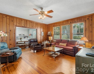 1610 Park Road - Photo Thumbnail 13