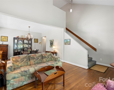 1610 Park Road - Photo Thumbnail 4