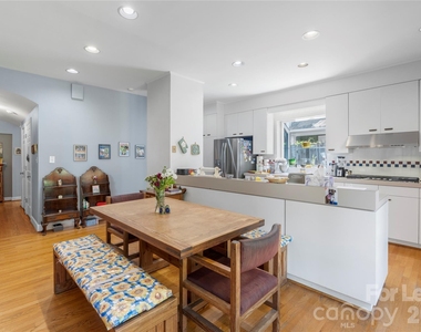 1610 Park Road - Photo Thumbnail 9