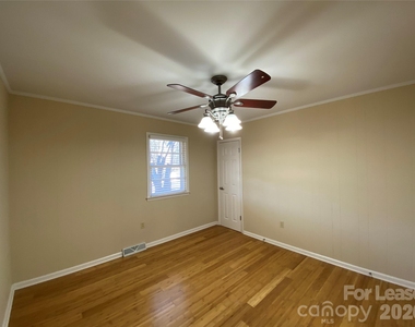 203 Ratchford Farm Road - Photo Thumbnail 18