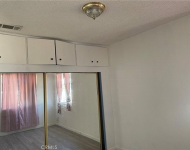 676 E 115th - Photo Thumbnail 5