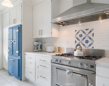 30842 Driftwood Drive - Photo Thumbnail 9