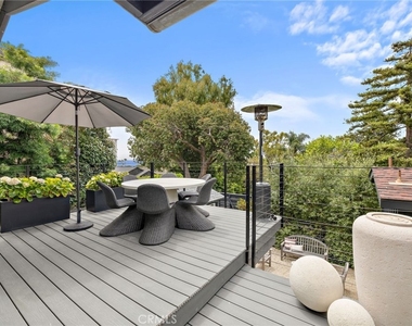 592 Bluebird Canyon Drive - Photo Thumbnail 15