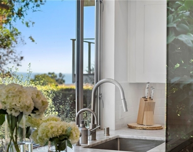 592 Bluebird Canyon Drive - Photo Thumbnail 7