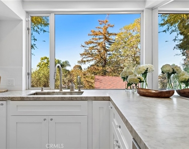 592 Bluebird Canyon Drive - Photo Thumbnail 5