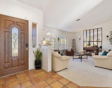 48638 Hepburn Drive - Photo Thumbnail 2