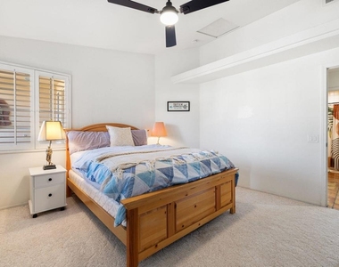 48638 Hepburn Drive - Photo Thumbnail 14