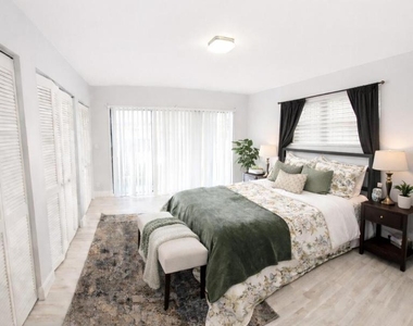11596 Nw 45th Street - Photo Thumbnail 4