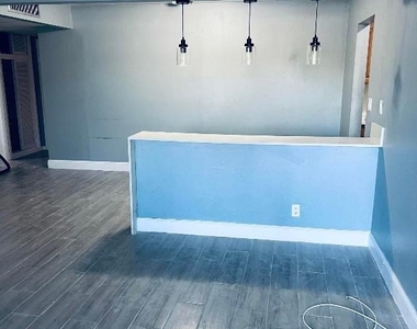 759 Caroline Avenue - Photo Thumbnail 6