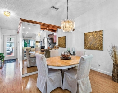 18855 Candlewick Drive - Photo Thumbnail 4