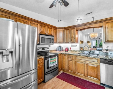 18855 Candlewick Drive - Photo Thumbnail 7