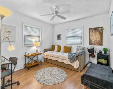 18855 Candlewick Drive - Photo Thumbnail 10