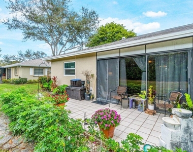 18855 Candlewick Drive - Photo Thumbnail 24