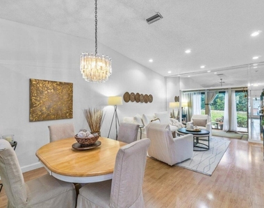 18855 Candlewick Drive - Photo Thumbnail 9