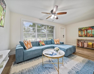 2706 10th Avenue - Photo Thumbnail 5