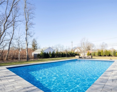 242 Maple Lane - Photo Thumbnail 20